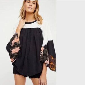 Free People We The Free Friday Fever Raglan Contrast Top Black, Floral F42